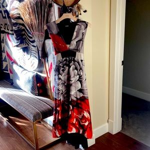 Rozae Nichols Rose 🌹 hand painted Silk impression🌹 dress size M